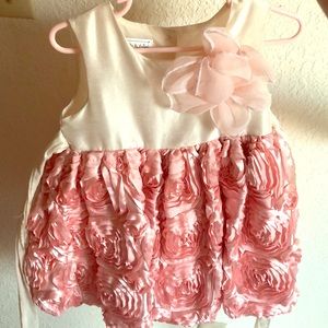 Children’s dress size 4